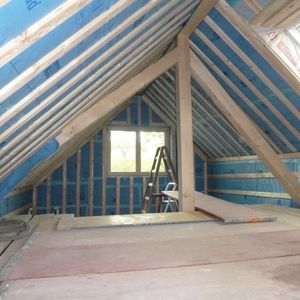 Dachstuhl mit Hanfdämmung in Holzbauweise